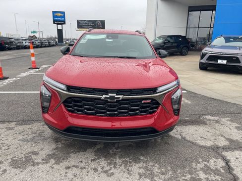 New 2026 Chevrolet Trax RS w/ Driver Confidence Package image 8
