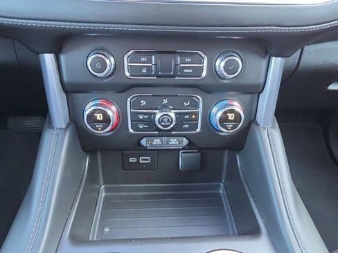 Used 2024 GMC Yukon SLE AWD/4WD image 18