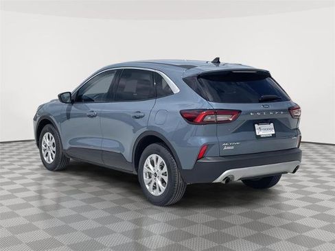 Certified 2023 Ford Escape Active AWD/4WD image 4