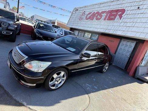 Used 2005 Lexus LS 430 RWD image 6