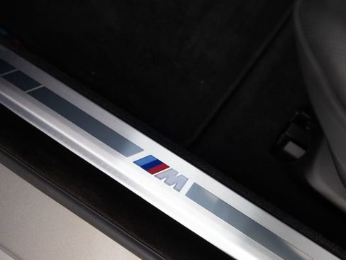 Used 2024 BMW 760i xDrive w/ Premium Package 2 image 22