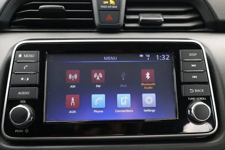 Used 2025 Nissan Versa S FWD image 25