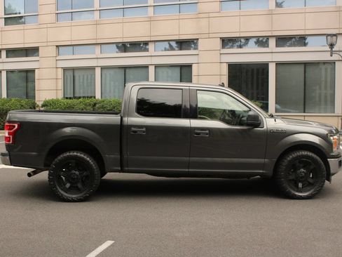 Used 2020 Ford F150 XLT RWD image 6