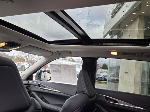 New 2026 INFINITI QX60 Luxe image 11