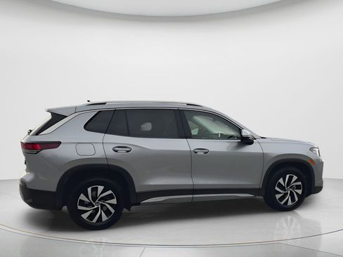 New 2026 Volkswagen Tiguan S FWD image 9