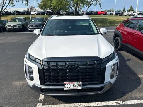 Used 2023 Hyundai Palisade Limited AWD/4WD image 9