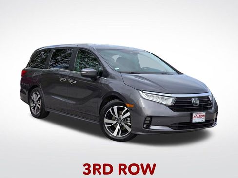 Used 2023 Honda Odyssey Touring image 18