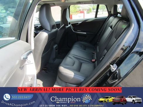 Used 2015 Volvo V60 T5 Premier FWD image 8