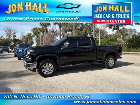 Used 2025 Chevrolet Silverado 3500 LTZ image 3