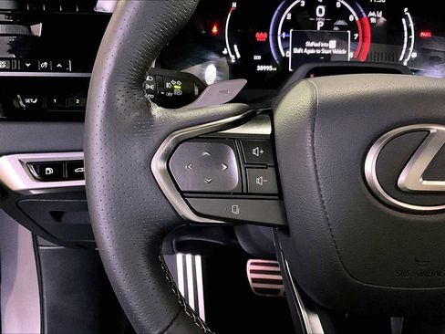 Used 2023 Lexus RX 500h F Sport image 23