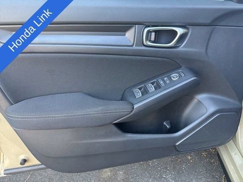 Used 2025 Honda Civic Sport image 18