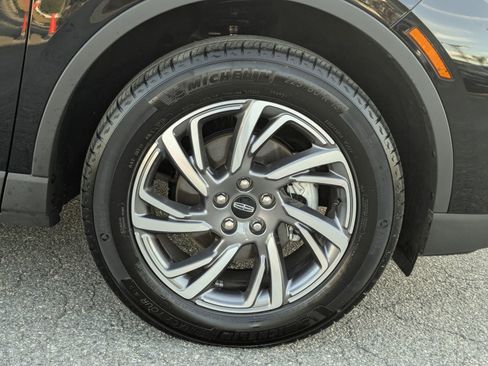 Certified 2024 Lincoln Corsair FWD w/ Equipment Group 101A image 14