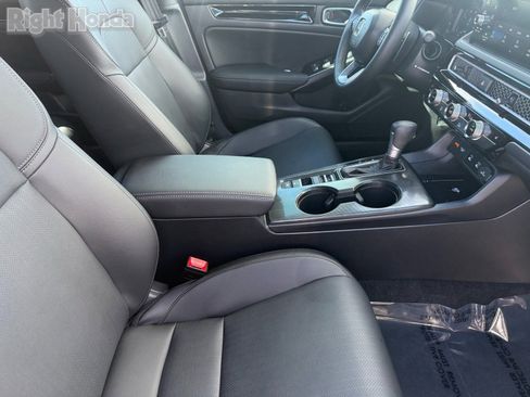 Used 2025 Honda Civic Sport Touring image 28