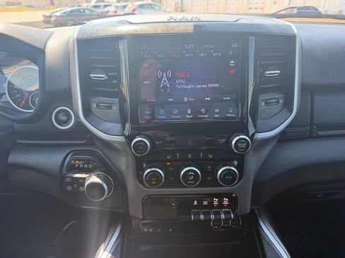 Used 2019 RAM 1500 Big Horn AWD/4WD image 18