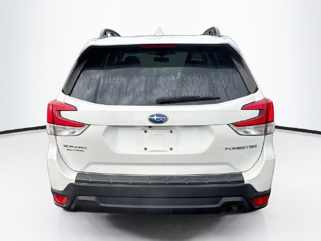 Certified 2023 Subaru Forester Premium AWD/4WD image 8