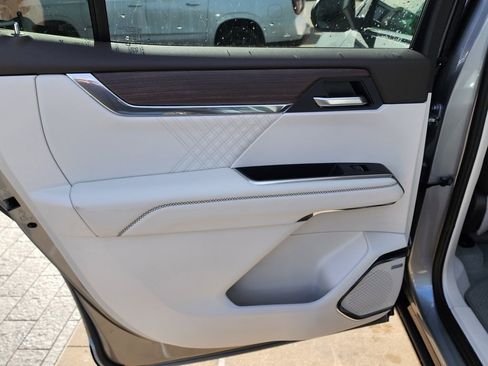 New 2026 GMC Acadia Denali w/ Super Cruise Package image 46