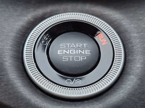 New 2025 Jeep Grand Cherokee L Limited image 21