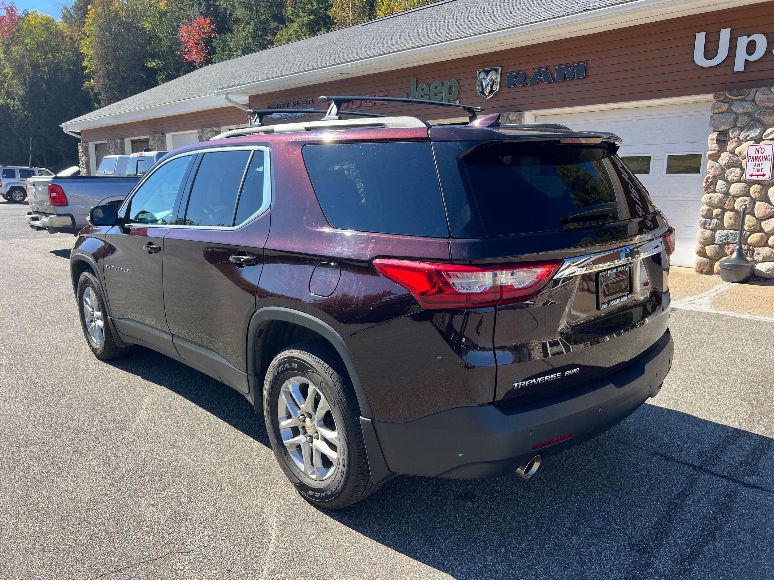 Used 2020 Chevrolet Traverse LT w/ LPO, Floor Liner Package AWD/4WD image 7