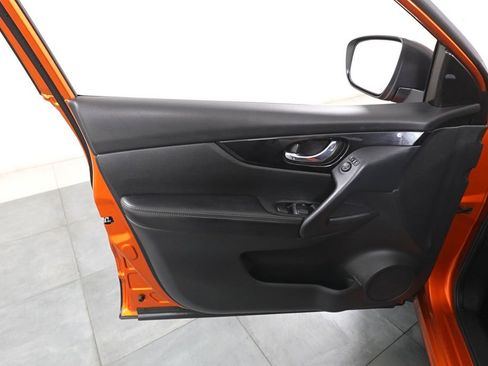 Used 2021 Nissan Rogue Sport SV image 8