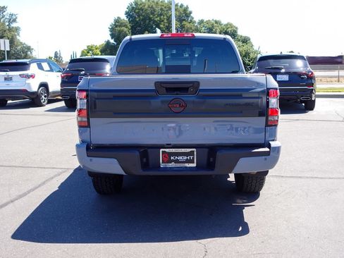 Used 2025 Nissan Frontier PRO-4X AWD/4WD image 7