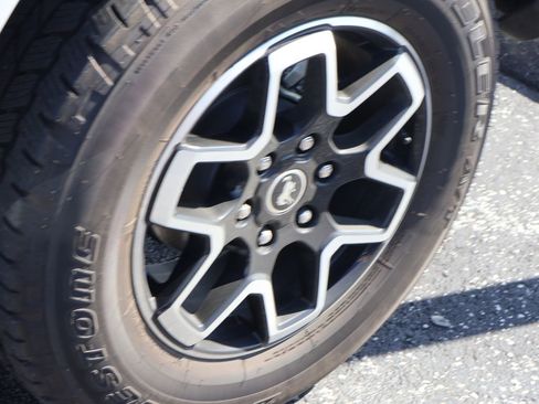 Used 2025 Ford Bronco Outer Banks AWD/4WD image 21