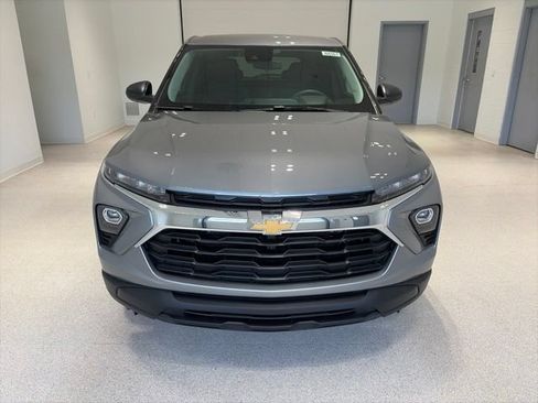 New 2026 Chevrolet TrailBlazer LS w/ LS Convenience Package FWD image 2