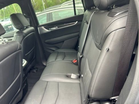 Used 2024 Cadillac XT6 Sport w/ Technology Package AWD/4WD image 13