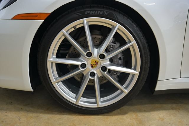 Used 2021 Porsche 911 Carrera image 4