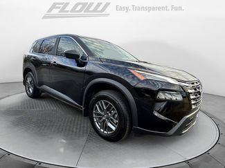 Used 2025 Nissan Rogue S video 1