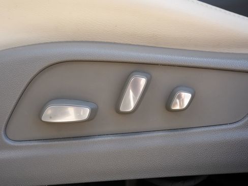 Certified 2022 Cadillac XT6 Premium Luxury w/ Technology Package image 16