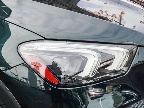 Used 2021 Mercedes-Benz GLE 350 4MATIC image 11