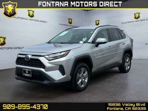 Used 2023 Toyota RAV4 LE AWD/4WD image 1