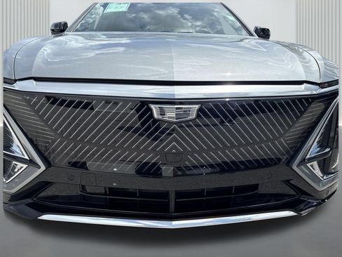 Certified 2024 Cadillac Lyriq Tech RWD image 14