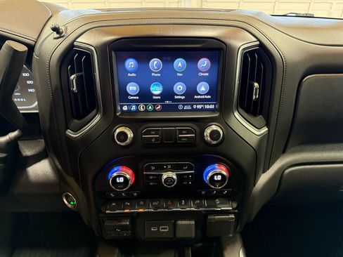 Used 2020 GMC Sierra 1500 AT4 w/ AT4 Premium Package image 17