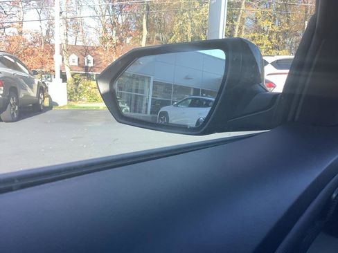 New 2025 Hyundai Elantra Limited image 14