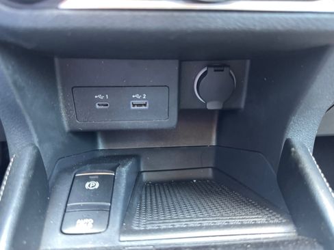 Used 2024 Nissan Kicks SV FWD image 25