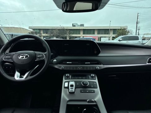 Used 2022 Hyundai Palisade SEL w/ Premium Package image 14