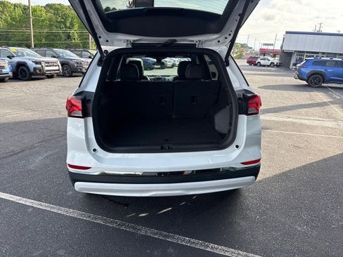 Used 2023 Chevrolet Equinox RS AWD/4WD image 48