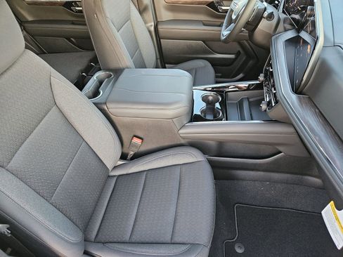 New 2026 Chevrolet Tahoe LS RWD image 16