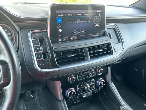 Used 2021 GMC Yukon SLT image 16