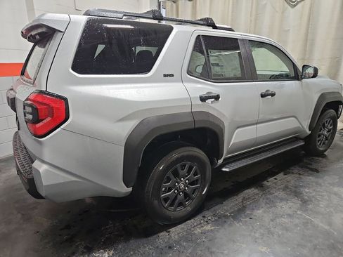 New 2025 Toyota 4Runner SR5 image 6