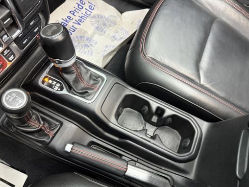 Used 2022 Jeep Wrangler Unlimited Rubicon w/ LED Lighting Group image 20