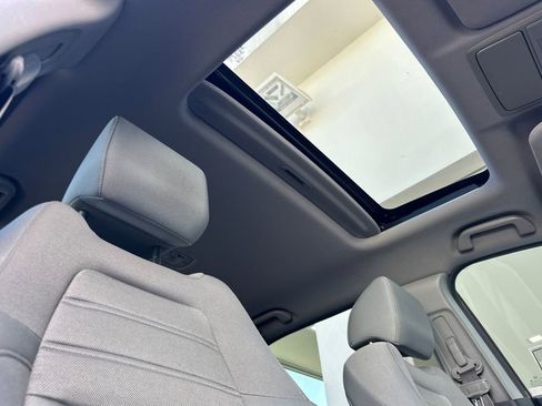Used 2019 Honda CR-V EX image 18