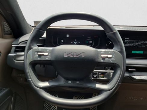 Used 2024 Kia EV9 GT-Line AWD/4WD image 16
