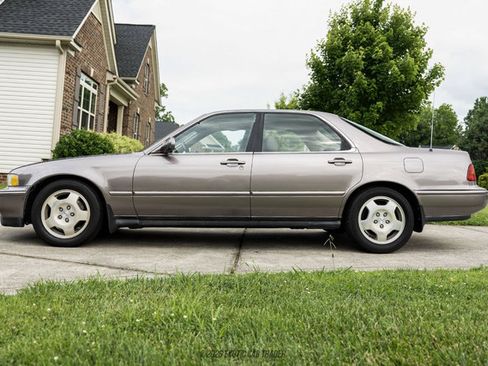 Used 1994 Acura Legend GS FWD image 3