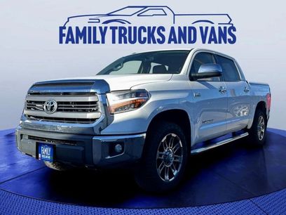 Used 2017 Toyota Tundra SR5 w/ SR5 Upgrade Package