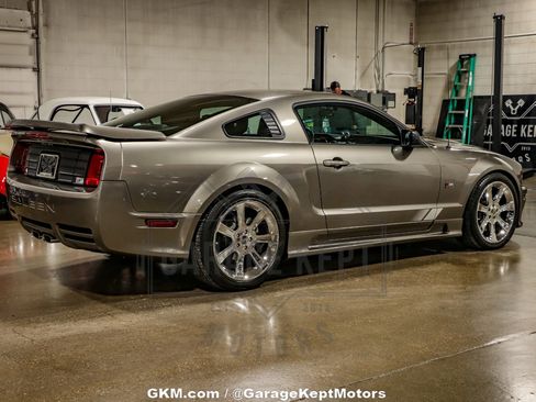 Used 2005 Ford Mustang GT image 14