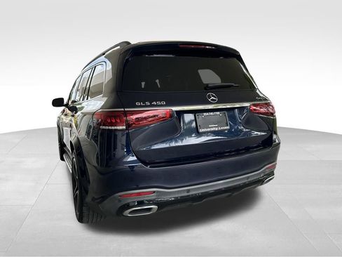 Used 2022 Mercedes-Benz GLS 450 4MATIC image 4