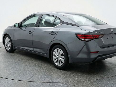 Used 2025 Nissan Sentra S image 6