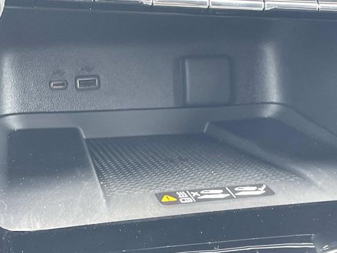 New 2026 Chevrolet Traverse LT image 24